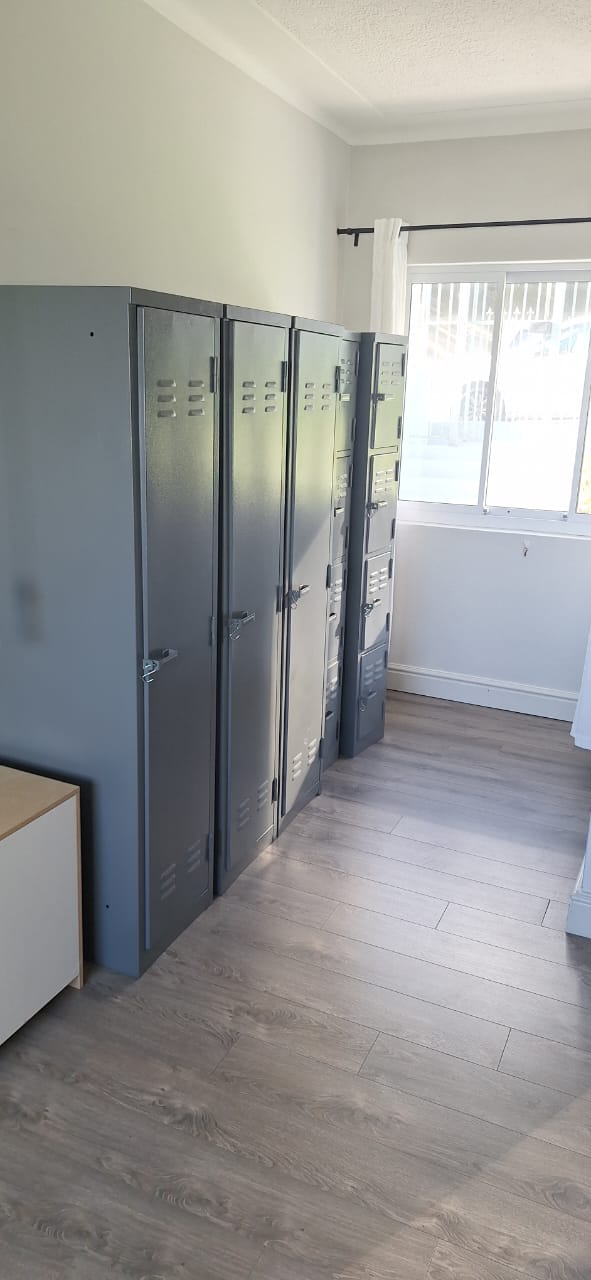 To Let 1 Bedroom Property for Rent in Vredehoek Western Cape